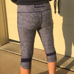 UNDER ARMOR Capri leggings